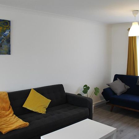 Coolfin House-Close To Excel, Contractors, Relocators, Paid Parking Villa London Exterior photo